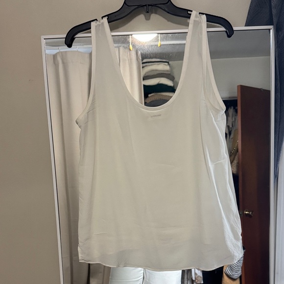 Everlane Tops - Everlane White Sleeveless Top